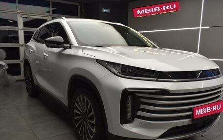 CheryExeed TXL, 2023 год, 2 490 000 рублей, 2 фотография