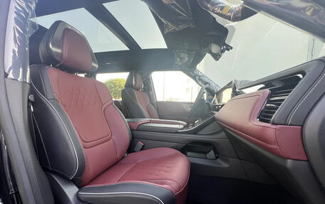 Infiniti QX80, 2025 год, 17 995 000 рублей, 11 фотография