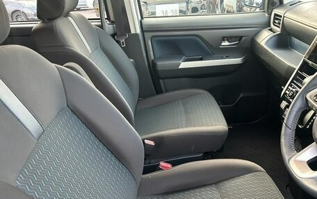 Toyota Roomy I, 2022 год, 897 000 рублей, 27 фотография