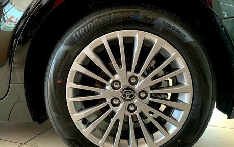 Toyota Camry, 2025 год, 4 950 000 рублей, 10 фотография