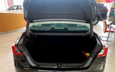 Toyota Camry, 2025 год, 4 950 000 рублей, 7 фотография
