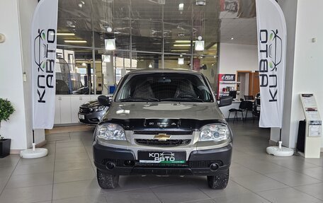 Chevrolet Niva I рестайлинг, 2017 год, 799 000 рублей, 8 фотография