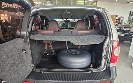 Chevrolet Niva I рестайлинг, 2017 год, 799 000 рублей, 10 фотография