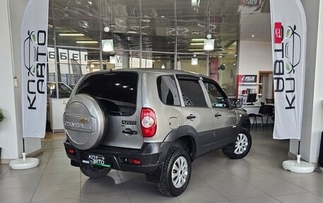 Chevrolet Niva I рестайлинг, 2017 год, 799 000 рублей, 5 фотография