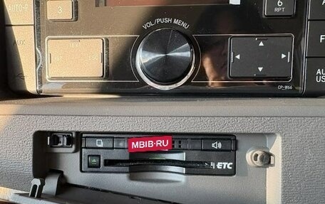 Toyota ISis I, 2017 год, 1 293 000 рублей, 6 фотография