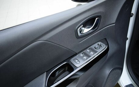 Renault Kaptur I рестайлинг, 2020 год, 1 390 000 рублей, 13 фотография