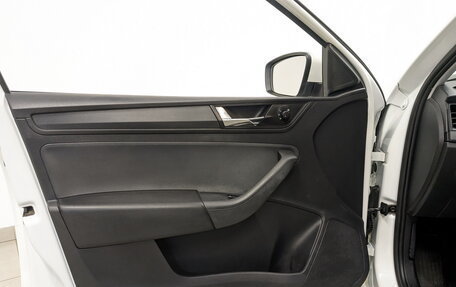 Skoda Rapid II, 2021 год, 1 050 000 рублей, 19 фотография