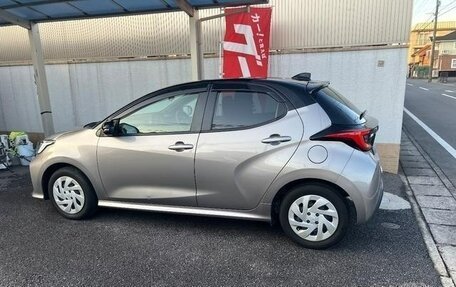 Toyota Yaris XP150 рестайлинг, 2022 год, 1 362 000 рублей, 7 фотография