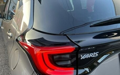 Toyota Yaris XP150 рестайлинг, 2022 год, 1 362 000 рублей, 11 фотография