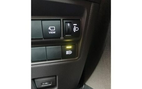 Toyota Yaris XP150 рестайлинг, 2022 год, 1 362 000 рублей, 22 фотография