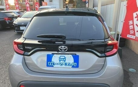 Toyota Yaris XP150 рестайлинг, 2022 год, 1 362 000 рублей, 31 фотография