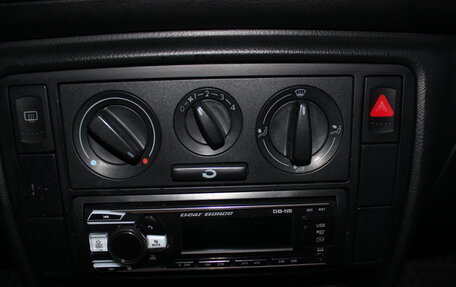 Volkswagen Passat B5+ рестайлинг, 1997 год, 297 000 рублей, 21 фотография