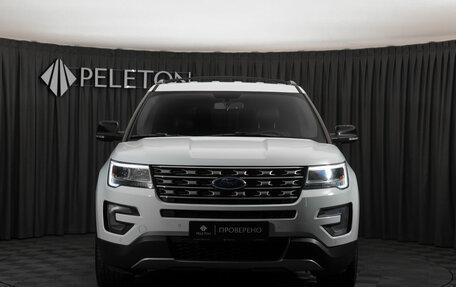 Ford Explorer VI, 2017 год, 2 800 000 рублей, 3 фотография