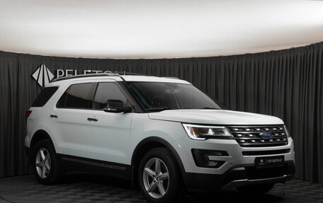 Ford Explorer VI, 2017 год, 2 800 000 рублей, 2 фотография