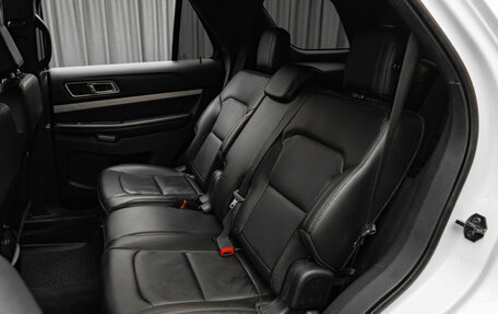 Ford Explorer VI, 2017 год, 2 800 000 рублей, 14 фотография