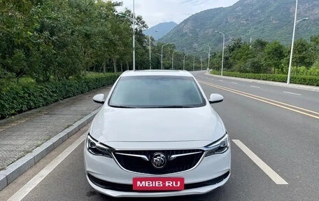 Buick Excelle III, 2022 год, 1 050 000 рублей, 2 фотография