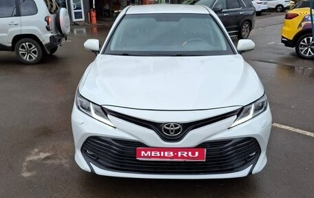 Toyota Camry, 2018 год, 1 800 000 рублей, 1 фотография