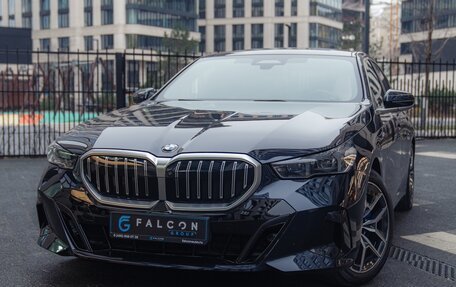 BMW 5 серия, 2023 год, 6 574 000 рублей, 1 фотография