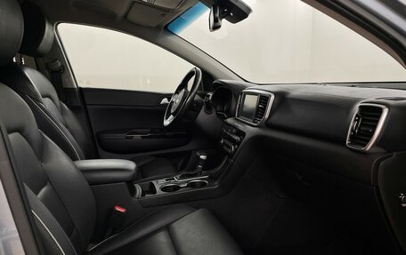 KIA Sportage IV рестайлинг, 2020 год, 2 720 000 рублей, 12 фотография