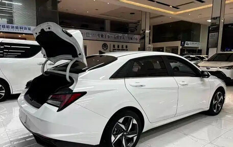 Hyundai Elantra, 2022 год, 1 700 000 рублей, 7 фотография