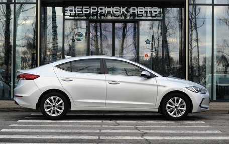 Hyundai Elantra VI рестайлинг, 2017 год, 1 450 000 рублей, 4 фотография