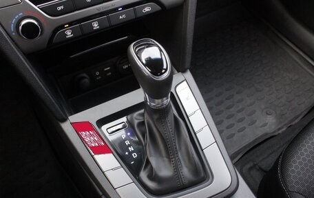 Hyundai Elantra VI рестайлинг, 2017 год, 1 450 000 рублей, 20 фотография