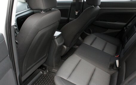 Hyundai Elantra VI рестайлинг, 2017 год, 1 450 000 рублей, 22 фотография