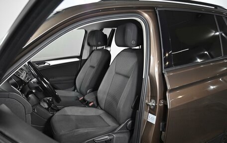 Volkswagen Tiguan II, 2017 год, 1 699 000 рублей, 8 фотография