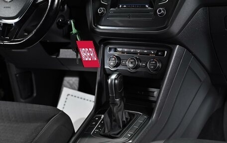 Volkswagen Tiguan II, 2017 год, 1 699 000 рублей, 12 фотография