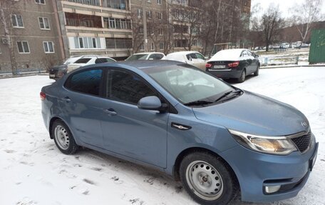 KIA Rio III рестайлинг, 2015 год, 1 050 000 рублей, 3 фотография