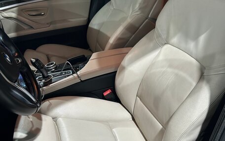 BMW 5 серия, 2010 год, 2 200 000 рублей, 6 фотография