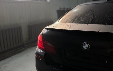 BMW 5 серия, 2010 год, 2 200 000 рублей, 13 фотография