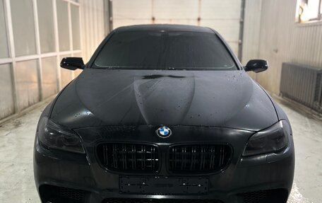BMW 5 серия, 2010 год, 2 200 000 рублей, 12 фотография