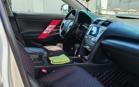 Toyota Camry, 2011 год, 1 250 000 рублей, 5 фотография