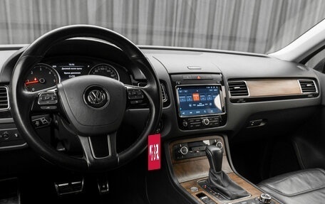 Volkswagen Touareg III, 2011 год, 2 130 000 рублей, 9 фотография