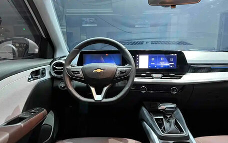 Chevrolet Monza, 2025 год, 1 420 000 рублей, 9 фотография