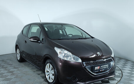 Peugeot 208 II, 2013 год, 829 000 рублей, 3 фотография