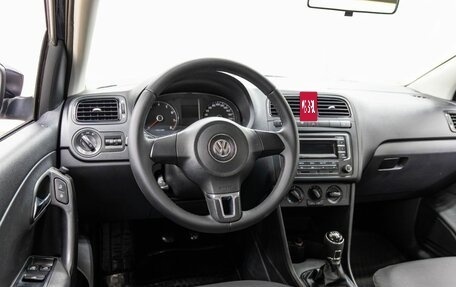 Volkswagen Polo VI (EU Market), 2012 год, 698 000 рублей, 14 фотография