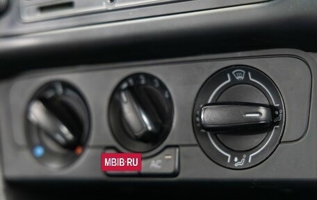 Volkswagen Polo VI (EU Market), 2012 год, 698 000 рублей, 28 фотография