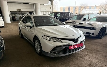 Toyota Camry, 2020 год, 2 700 000 рублей, 1 фотография