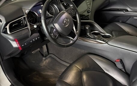 Toyota Camry, 2020 год, 2 700 000 рублей, 5 фотография