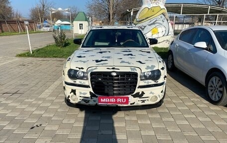 Chrysler 300C II, 2005 год, 1 370 000 рублей, 1 фотография