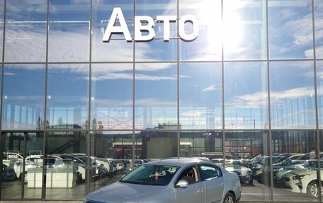 Volkswagen Passat B6, 2010 год, 630 000 рублей, 3 фотография