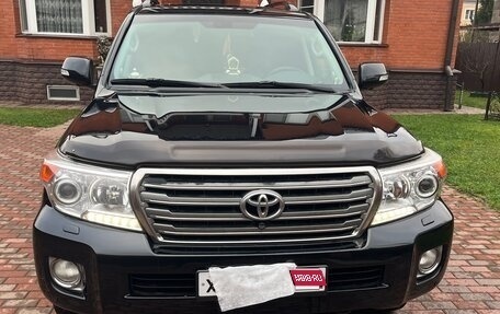 Toyota Land Cruiser 200, 2014 год, 3 800 000 рублей, 1 фотография