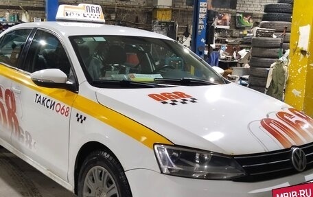 Volkswagen Jetta VI, 2018 год, 649 000 рублей, 2 фотография