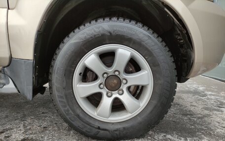 Toyota Land Cruiser Prado 120 рестайлинг, 2006 год, 1 599 000 рублей, 12 фотография