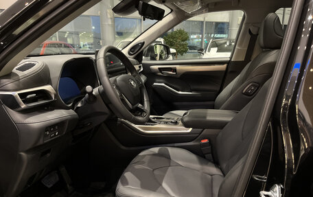 Toyota Highlander, 2025 год, 6 350 000 рублей, 20 фотография