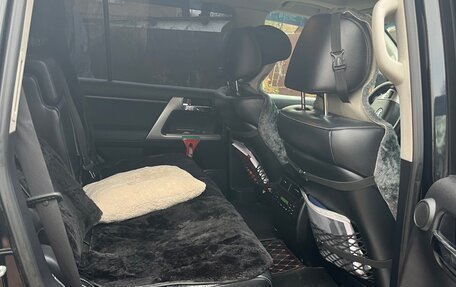 Toyota Land Cruiser 200, 2014 год, 3 800 000 рублей, 8 фотография