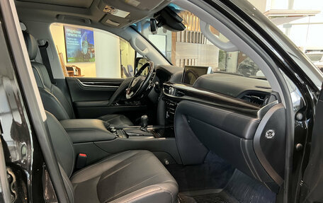 Lexus LX III, 2017 год, 10 950 000 рублей, 11 фотография