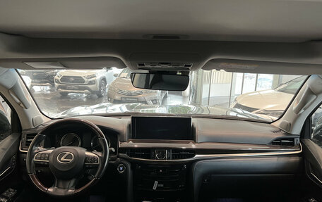 Lexus LX III, 2017 год, 10 950 000 рублей, 14 фотография